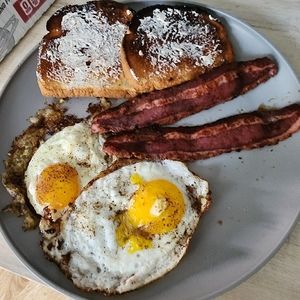 Meet your Posher, Saudah